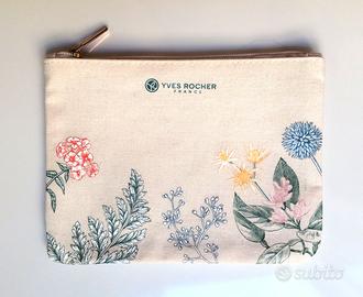 Pochette per il make-up Yves Rocher. 19,5x14,3 cm