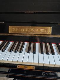 pianoforte verticale 