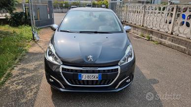 Peugeot 208 PureTech 82 5p. GPL Allure