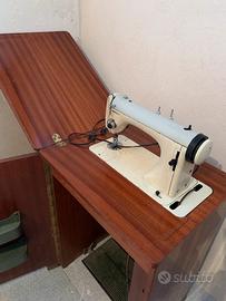 Macchina da cucire vintage Borletti