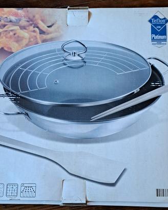 wok con accessori. 