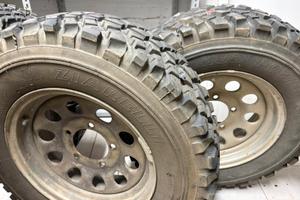 Gomme auto