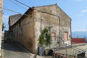 Casa indipendente di 86 m² con 4 locali a Pietrava