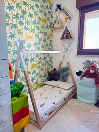 Lettino in legno childhome modlo tenda montessori