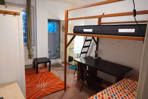 Singola in centro solo ragazze