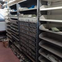 Scaffali per magazzino