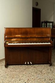 Pianoforte verticale Petrof
