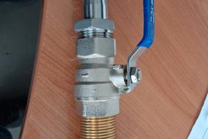 gruppo scarico a mare