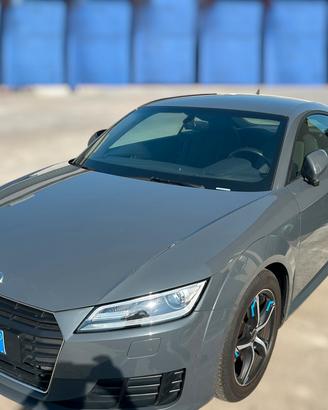 Audi TT Coupe 2.0 tdi ultra