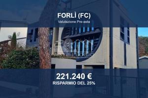 Immobile in asta di 190 m² con box auto a Forlì