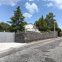 Bianca neve dell' Etna