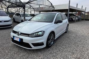 VOLKSWAGEN - Golf - 1.6 TDI 110CV 5p. R-LINE