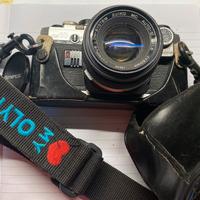 Macchina fotografica analogica Olympus OM10