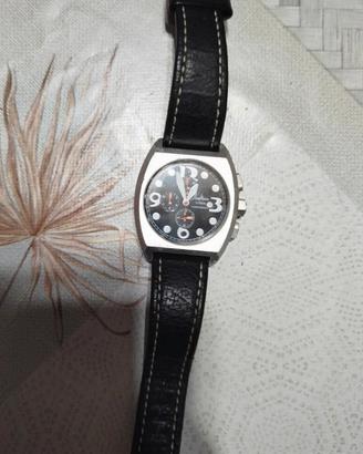 Orologio da polso antico