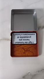 Scatolette sigarette in latta