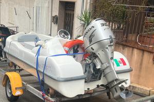Sur Marine , motore Honda, carrello