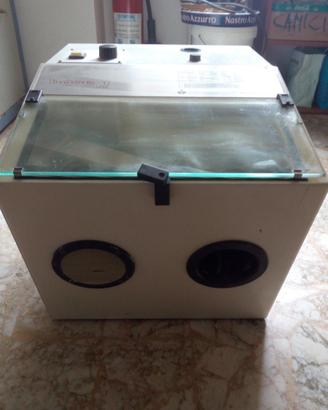Attrezzatura tecnica laboratorio odontotecnico