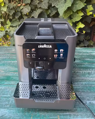 Macchina caffè espresso Saeco Lavazza