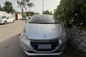 Peugeot 208 1.4 GPL  (NON MARCIANTE )