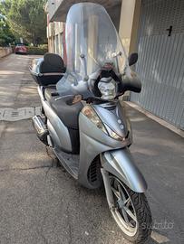 Honda SH 300