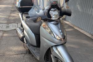 Honda SH 300