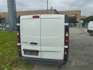 Renault Traffic sinistrato