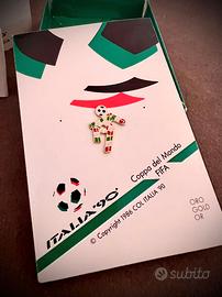 spilla oro 18 kt Italia 90