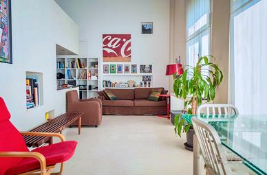 Ampio e luminoso Loft sul Naviglio Grande a Milano