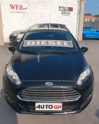 Ford Fiesta 1.5 TDCi 75CV Neopatentati 2015