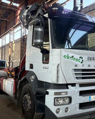 Iveco Stralis Scarrabile con brandeggio e caricato