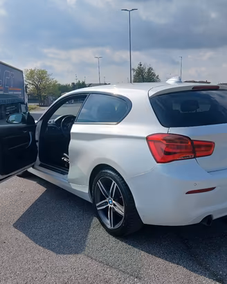 auto bmw serie1