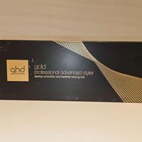 Piastra lisciante per capelli ghd