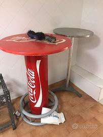 Tavolino rotondo alto adatto anche per giardino