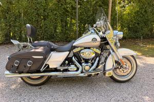 ROAD KING CLASSIC ABS  DEL 2009 SOLO 12500 KM