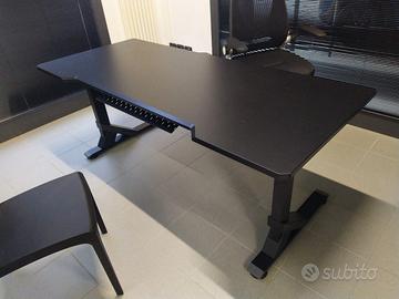 scrivania gaming
