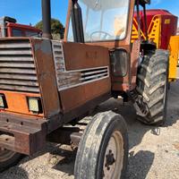 Trattore gommato fiat 980/12