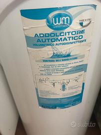 Addolcitore cabinato automatico