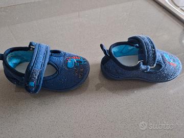 Scarpe nido o casa taglia 21