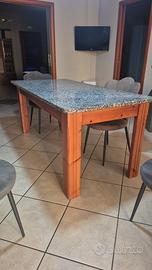 Tavolo per interno con piano di marmo