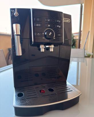 De’Longhi Magnifica S Macchina da Caffè Automatica