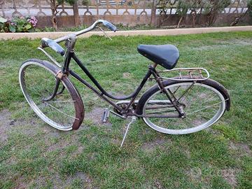 Bicicletta da donna freni a bacchetta