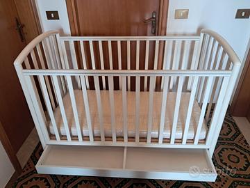 Lettino per bimbo/a