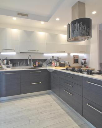 VILLA A SCHIERA A GIULIANOVA