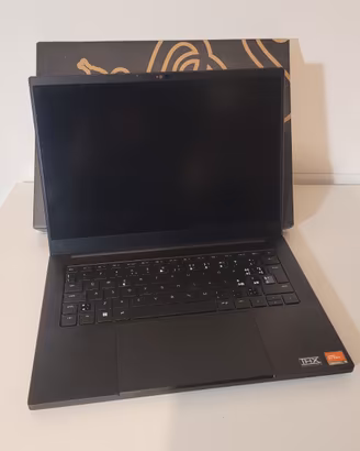 Razer Blade 14 2023 RTX 4060 GPU AMD Ryzen 9 7940