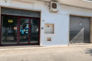 Locali commerciali pieno centro