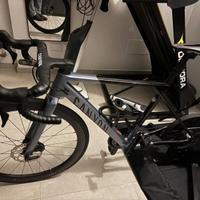 Canyon Ultimate CF SL 7 taglia S + ruote carbon Oq