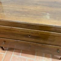 Como' con due cassettoni e cassetti segreto