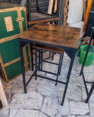 4 tavoli e sedie professionali 