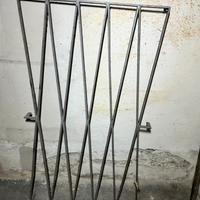 Inferriata in ferro misura 76x132
