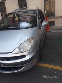 Peugeot  807